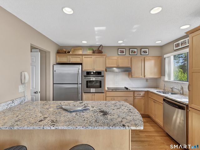 256 Hidden Cove Road 256, Old Saybrook, CT 06475
