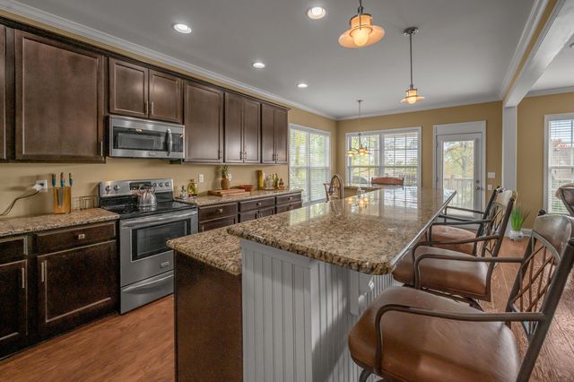 3940 Mooncoin Way, Lexington, KY 40515