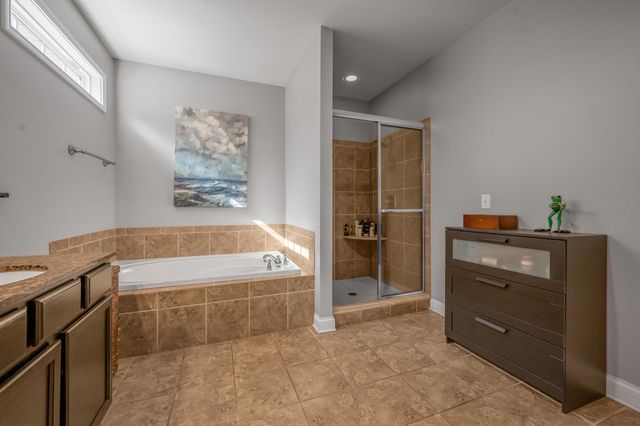 3940 Mooncoin Way, Lexington, KY 40515