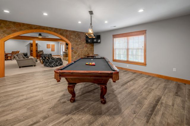 3940 Mooncoin Way, Lexington, KY 40515