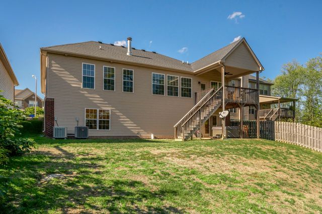 3940 Mooncoin Way, Lexington, KY 40515