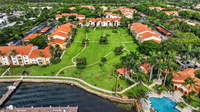 180 Yacht Club Way 304, Hypoluxo, FL 33462
