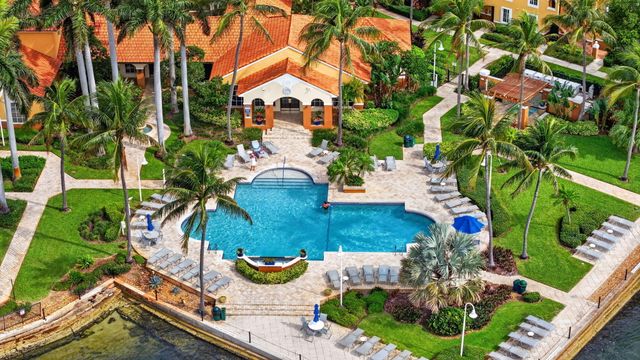 180 Yacht Club Way 304, Hypoluxo, FL 33462