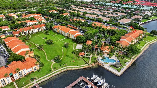 180 Yacht Club Way 304, Hypoluxo, FL 33462