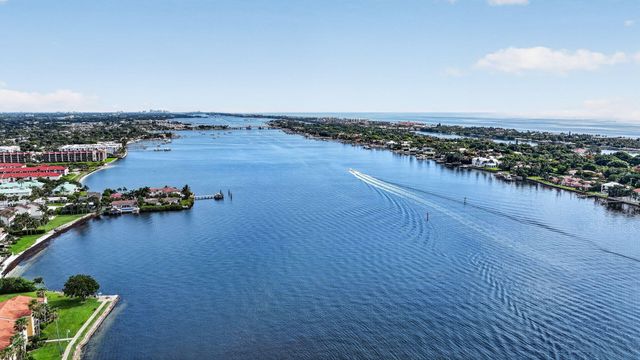 180 Yacht Club Way 304, Hypoluxo, FL 33462