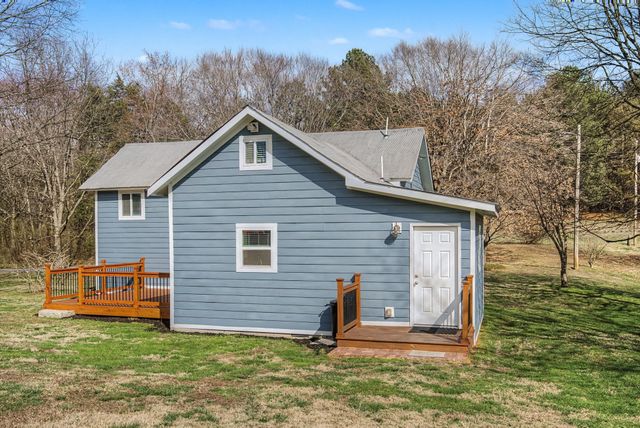 77 Warren Hollow Rd, Five Points, TN 38457