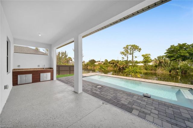 3539 NE 14th PL, Cape Coral, FL 33909