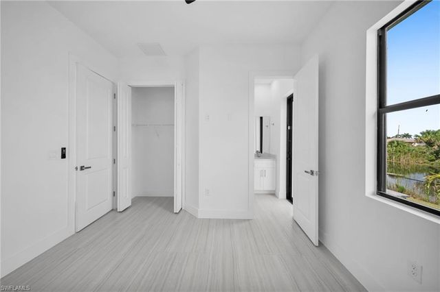 3539 NE 14th PL, Cape Coral, FL 33909