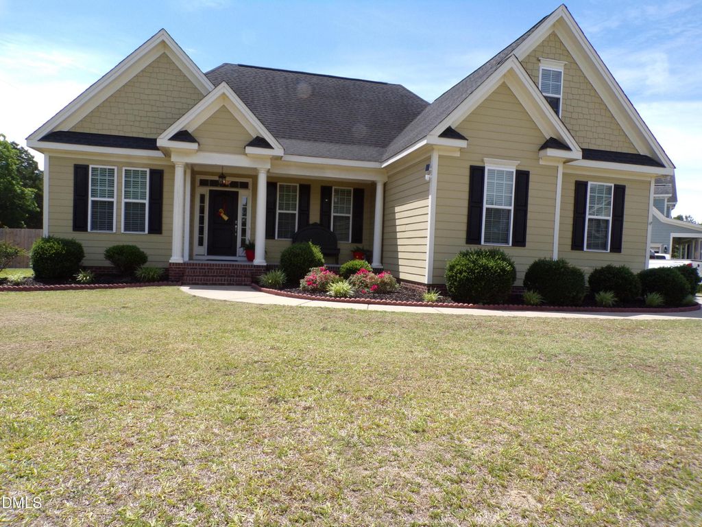 8201 Plum Bush Court, Willow Spring, NC 27592