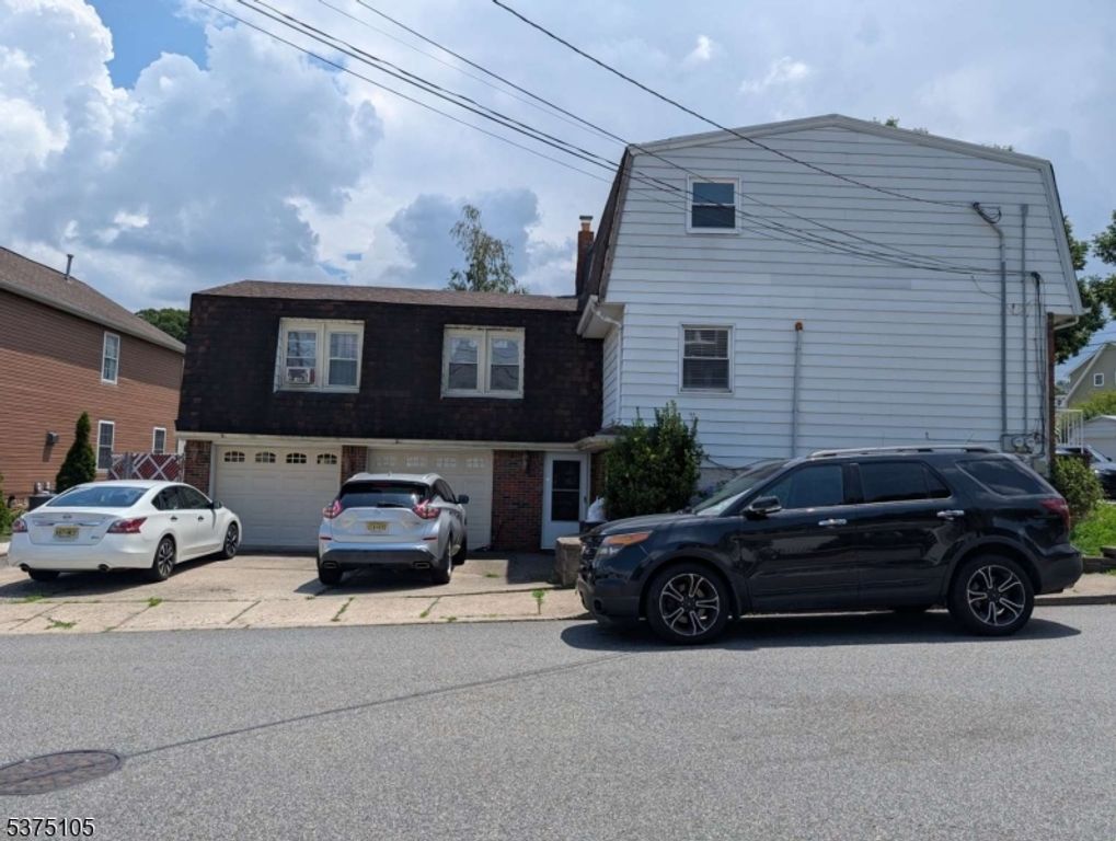 449 Taft Ave, Woodland Park, NJ 07424