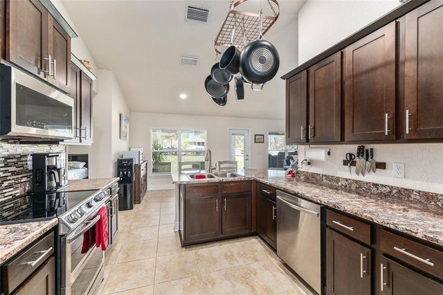 10400 SW 45TH COURT, Ocala, FL 34476