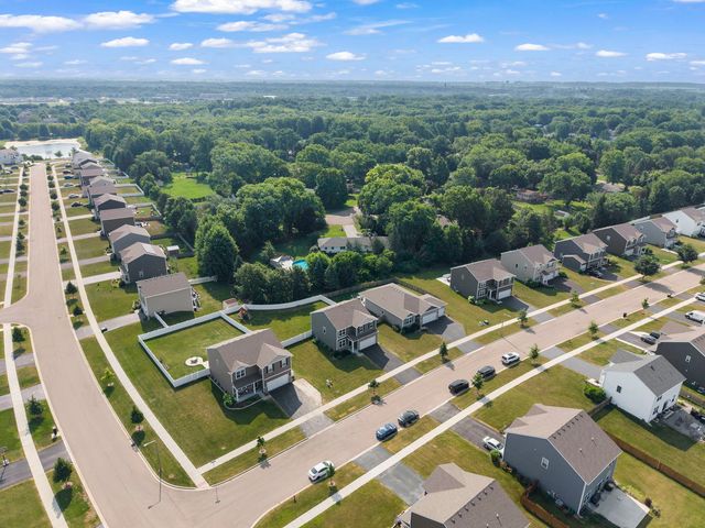 3182 Justice Drive, Yorkville, IL 60560