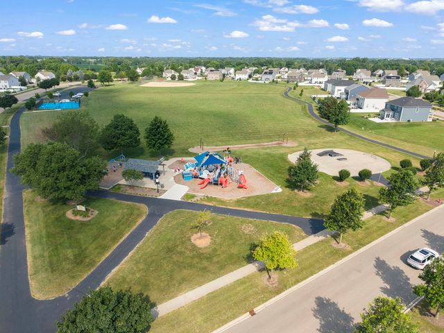 3182 Justice Drive, Yorkville, IL 60560