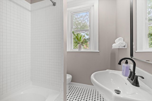 2801 11TH ST NW, Washington, DC 20001