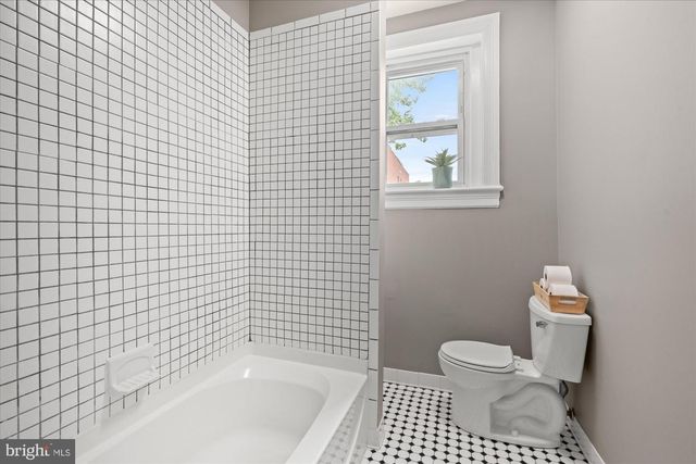 2801 11TH ST NW, Washington, DC 20001