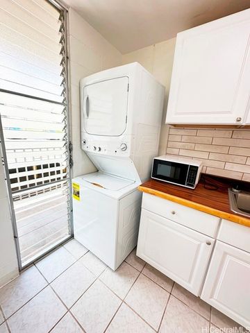95-2035 Waikalani Place B404, Mililani, HI 96789