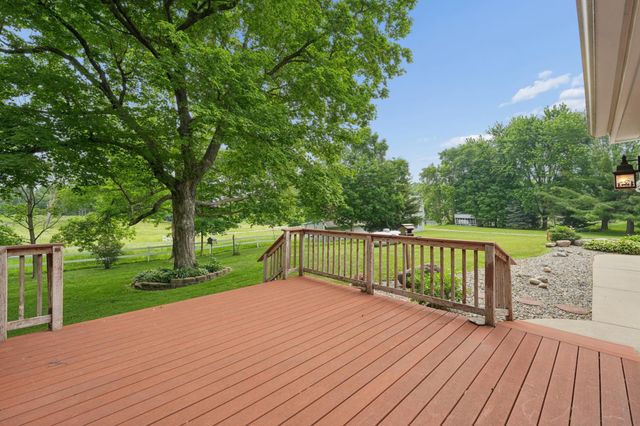 1350 Co Rd 92, Maple Plain, MN 55359