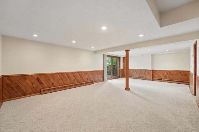 1350 Co Rd 92, Maple Plain, MN 55359