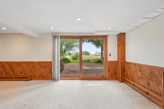 1350 Co Rd 92, Maple Plain, MN 55359