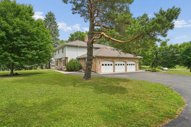 1350 Co Rd 92, Maple Plain, MN 55359