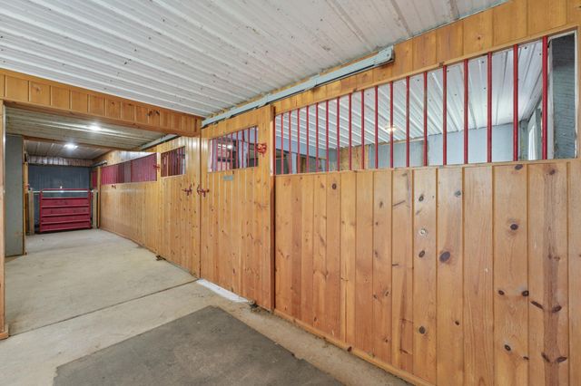 1350 Co Rd 92, Maple Plain, MN 55359