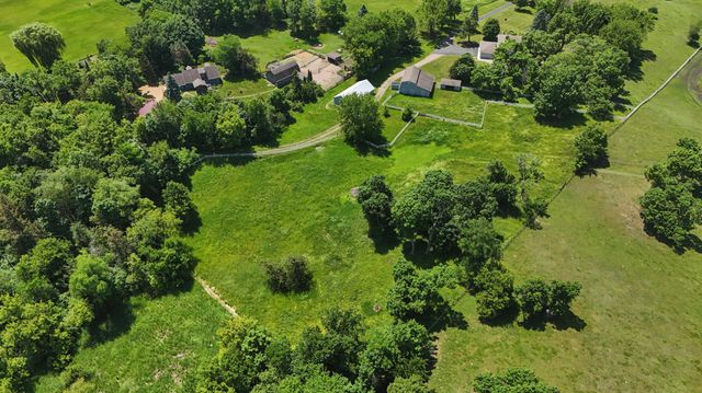 1350 Co Rd 92, Maple Plain, MN 55359