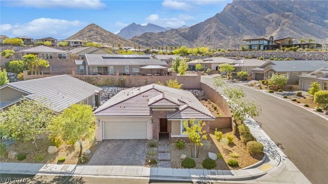 2761 Renewal Court, Las Vegas, NV 89138