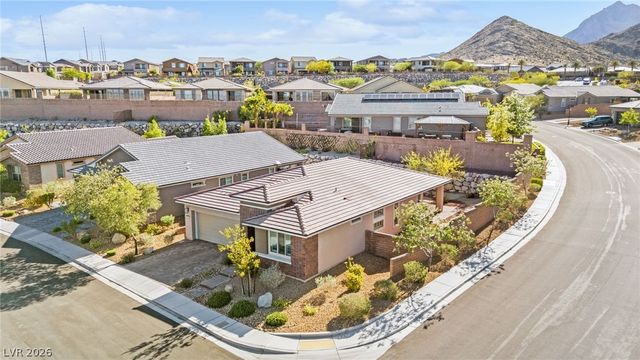 2761 Renewal Court, Las Vegas, NV 89138