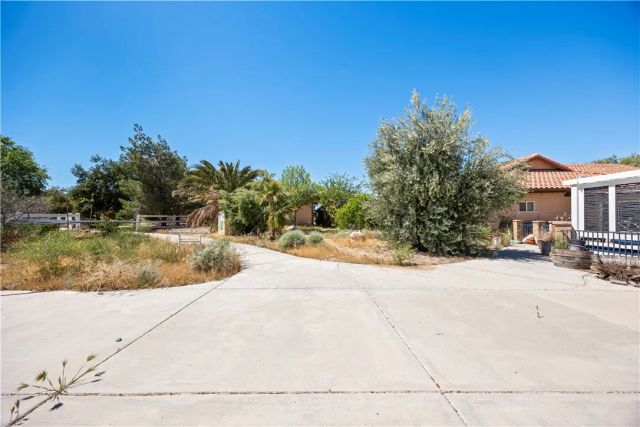 3544 W Avenue L10, Lancaster, CA 93536