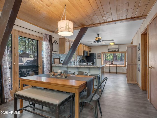 475 Barnwood Trail, Munds Park, AZ 86017