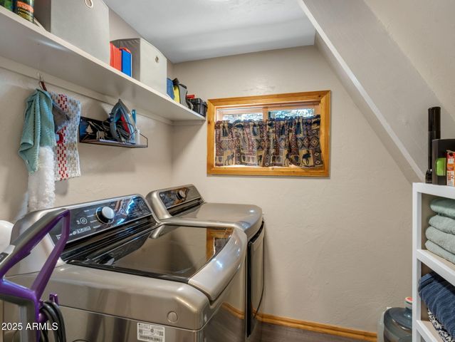 475 Barnwood Trail, Munds Park, AZ 86017