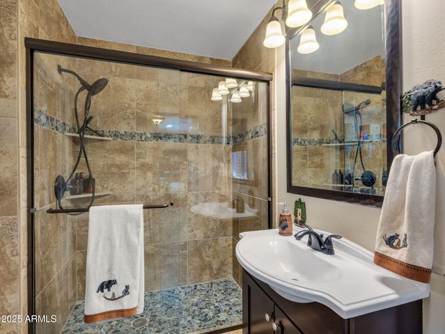 475 Barnwood Trail, Munds Park, AZ 86017