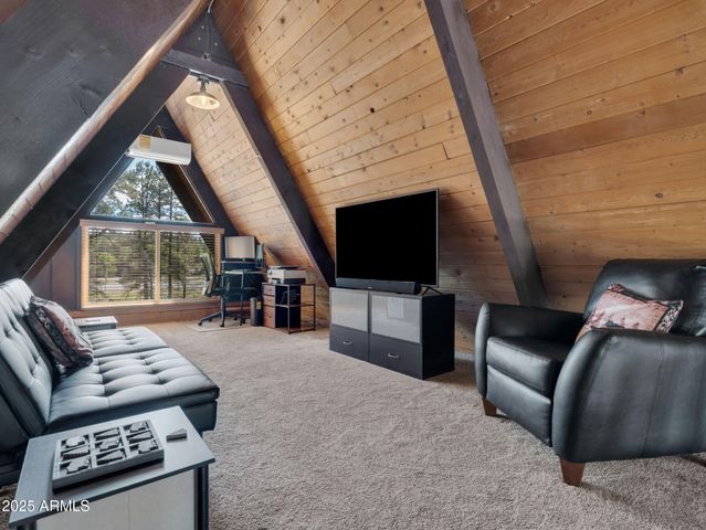 475 Barnwood Trail, Munds Park, AZ 86017