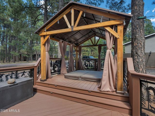 475 Barnwood Trail, Munds Park, AZ 86017