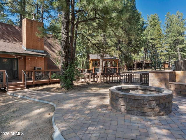 475 Barnwood Trail, Munds Park, AZ 86017