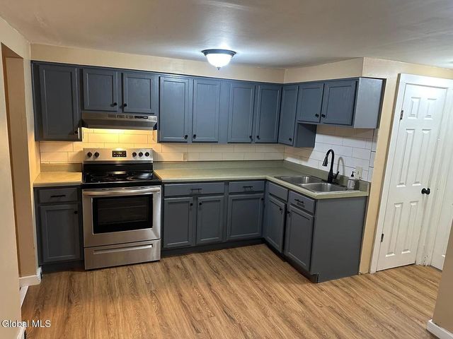 11 Mrytle Ave Basement, Albany, NY 12202