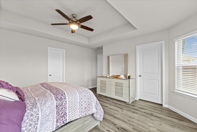 5515 James Michael Drive, Rosharon, TX 77583