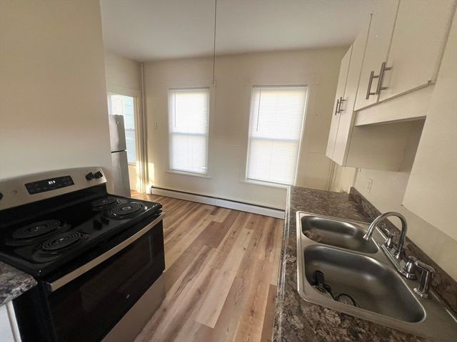 14 Richmond 1, Gardner, MA 01440