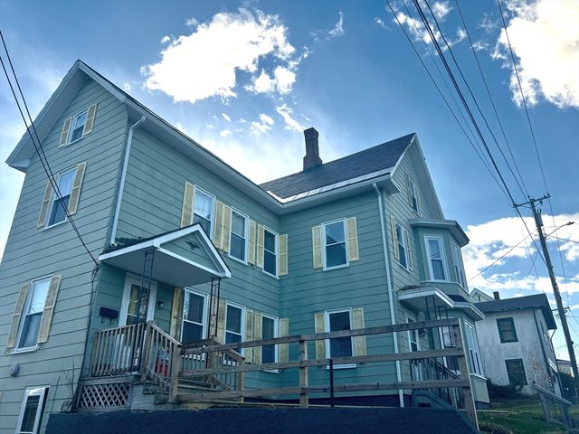 14 Richmond 1, Gardner, MA 01440