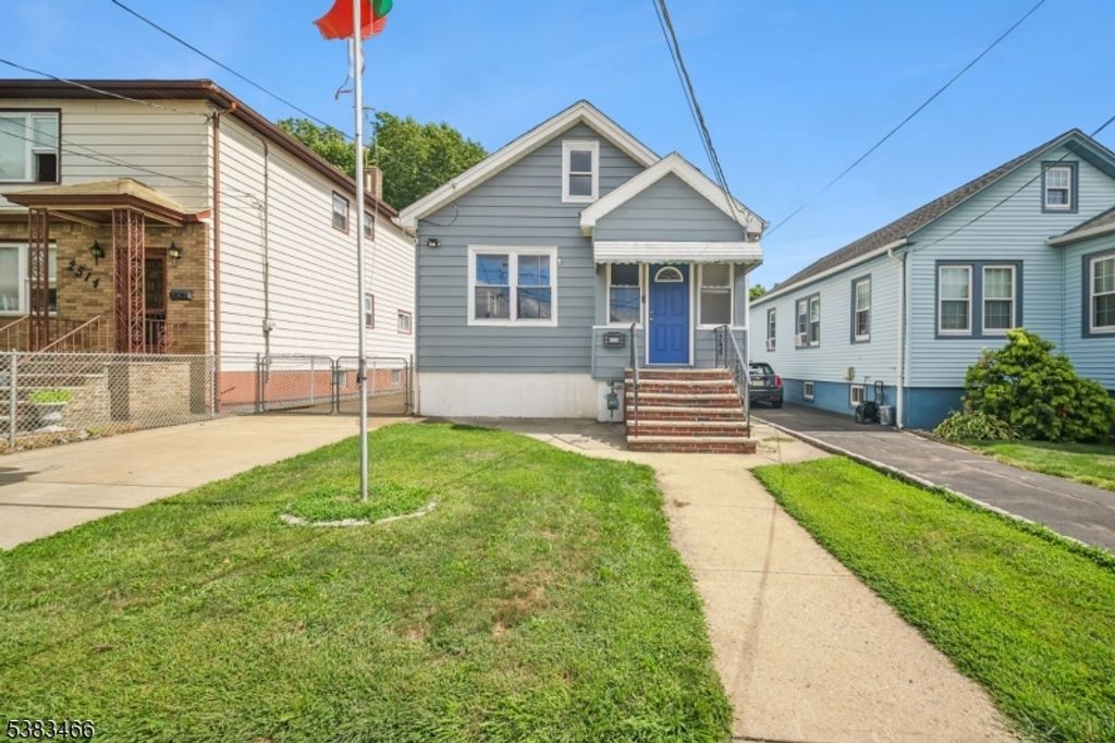 2506 S Broad St, Linden City, NJ 07036