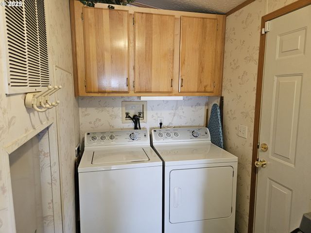 90797 TRAVIS Ln, Coos Bay, OR 97420