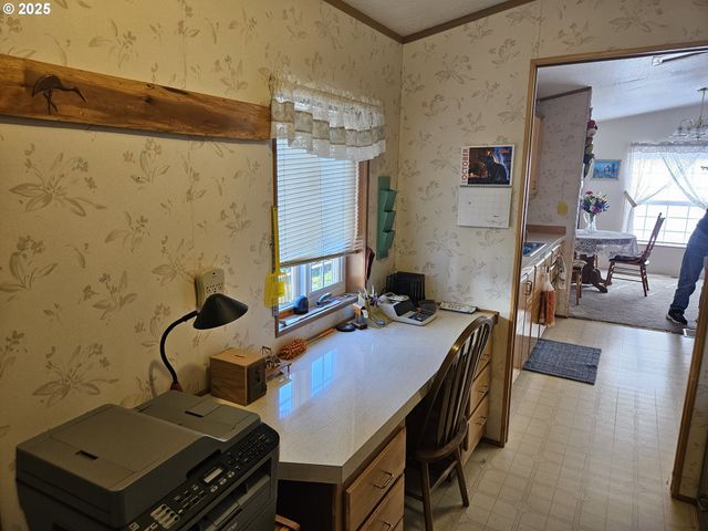 90797 TRAVIS Ln, Coos Bay, OR 97420