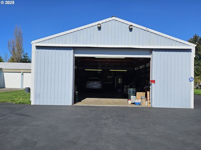 90797 TRAVIS Ln, Coos Bay, OR 97420