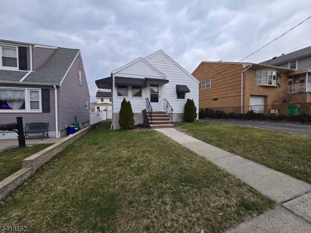 451 Wilson Ave, Lyndhurst Twp., NJ 07071