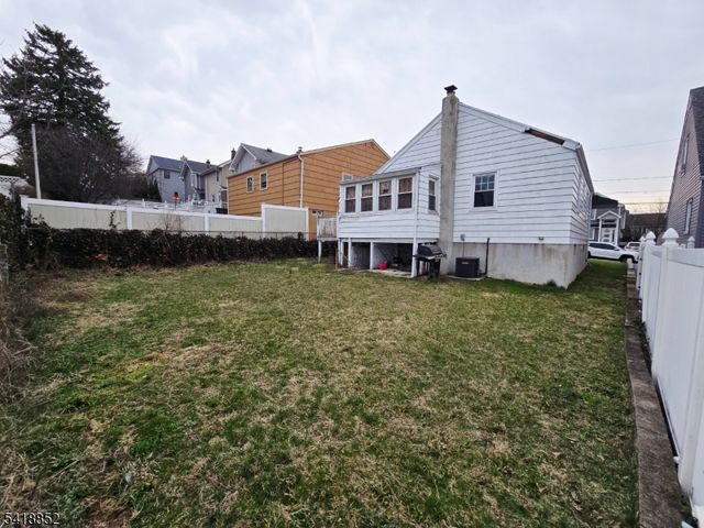 451 Wilson Ave, Lyndhurst Twp., NJ 07071