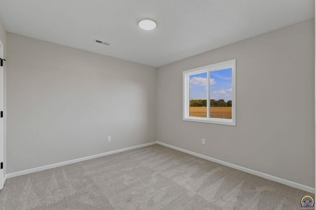 1923 NW Greenwood CT, Topeka, KS 66608