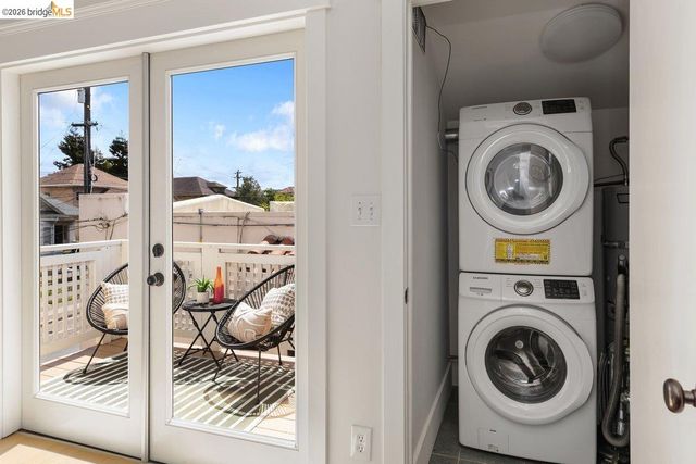 851 Arlington Ave, Oakland, CA 94608