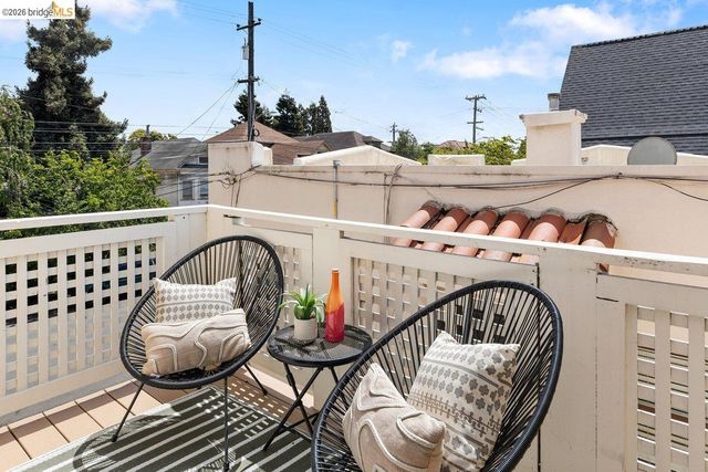 851 Arlington Ave, Oakland, CA 94608