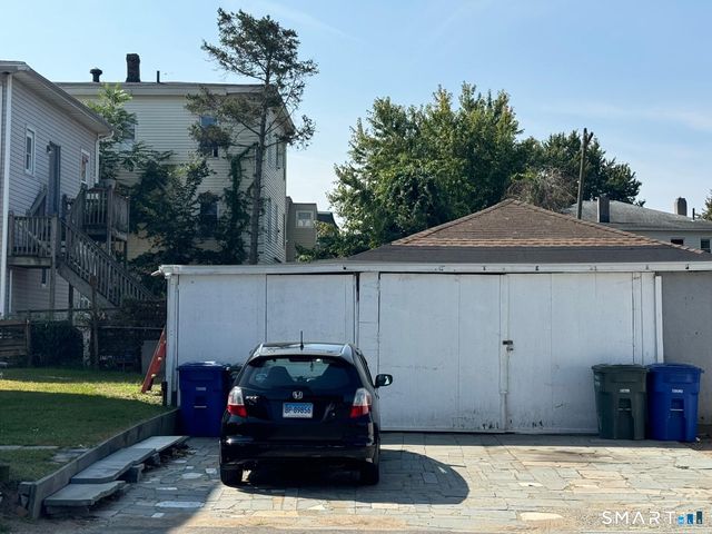 227 Newfield Avenue, Bridgeport, CT 06607