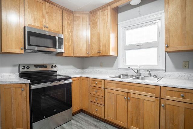 1132 Farrington Street, Saint Paul, MN 55117